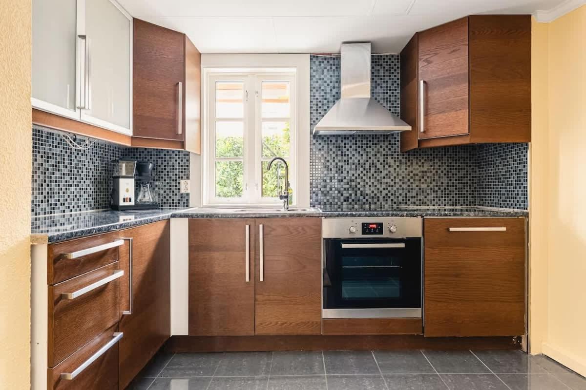 Dinbnb Homes I #1 Bnb In Bergen I Jacuzzi & Parking & Location Extérieur photo